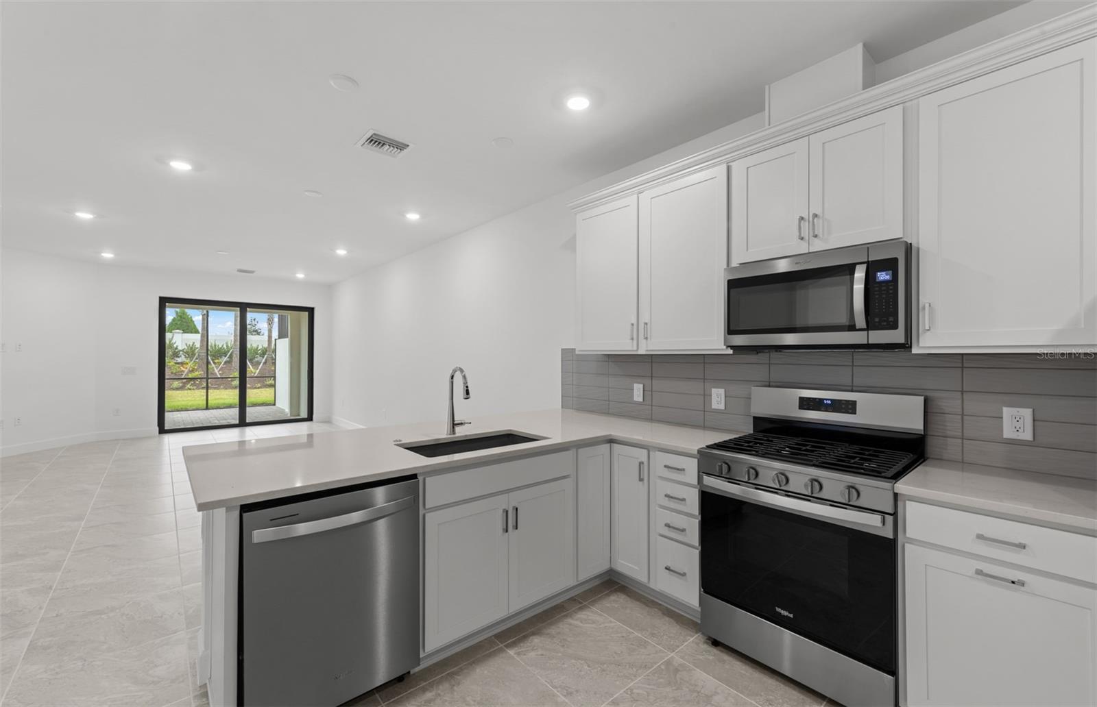 TALON PRESERVE ON PALMER RANCH - Residential