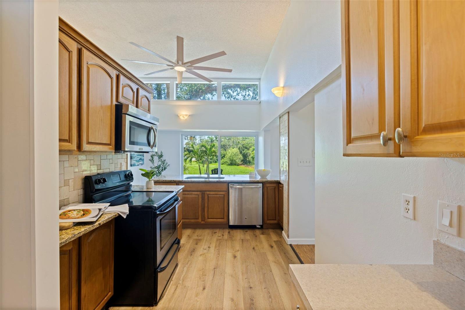 SUNSET HIGHLANDS - Residential