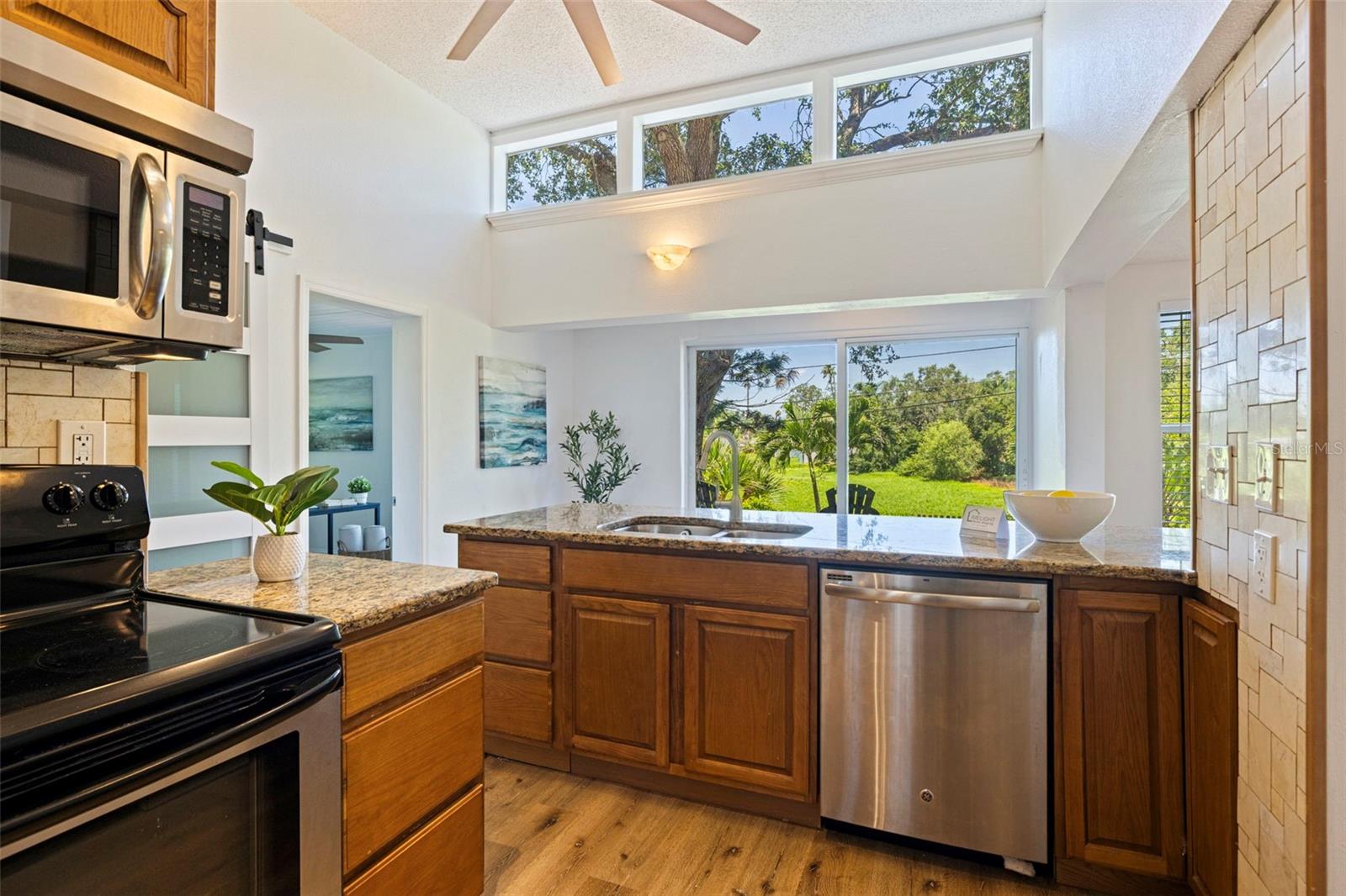 SUNSET HIGHLANDS - Residential