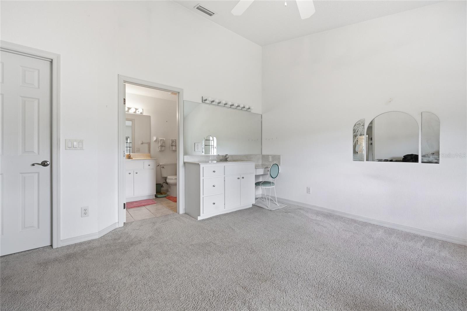 EDGEWATER ESTATES - Residential