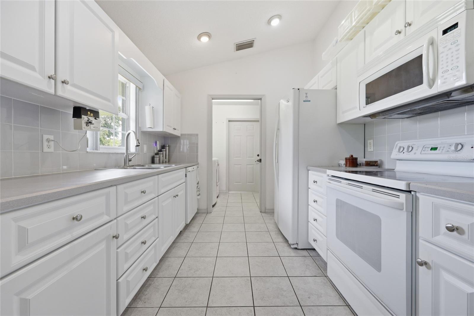 EDGEWATER ESTATES - Residential