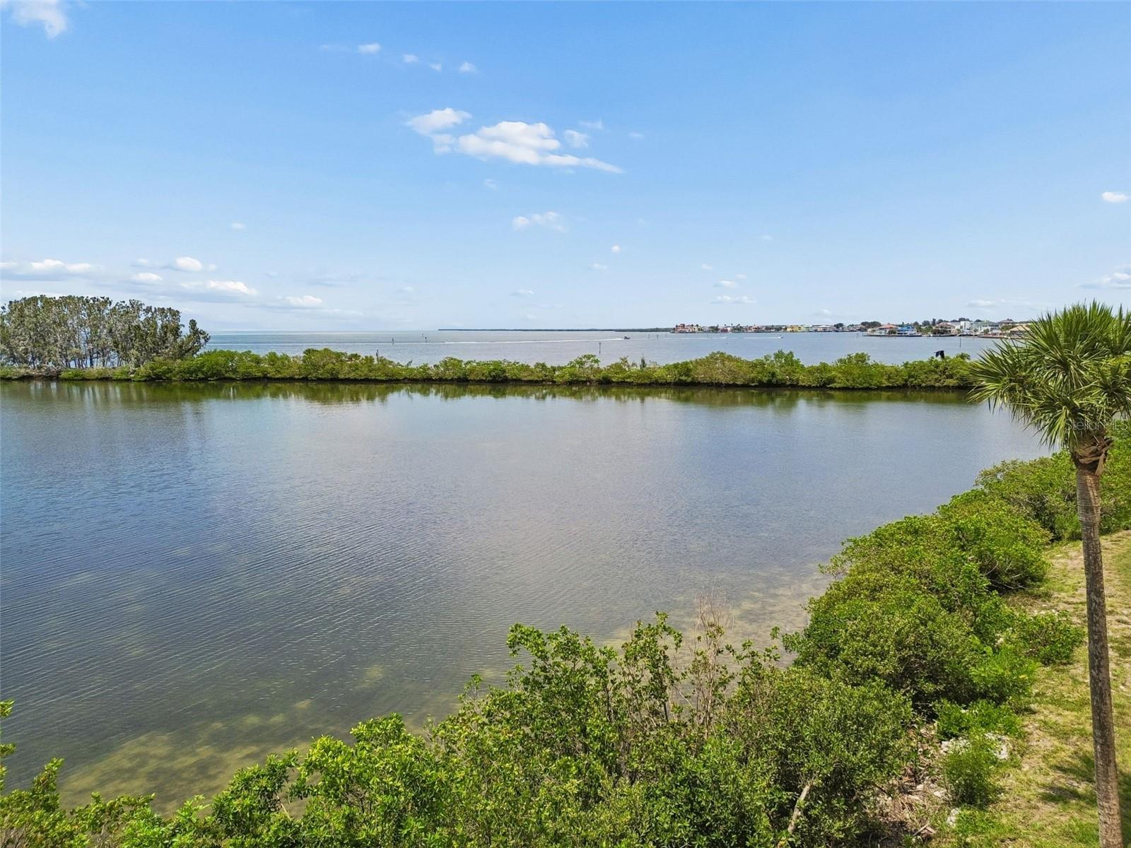 GULF ISLAND BEACH TENNIS - Residential