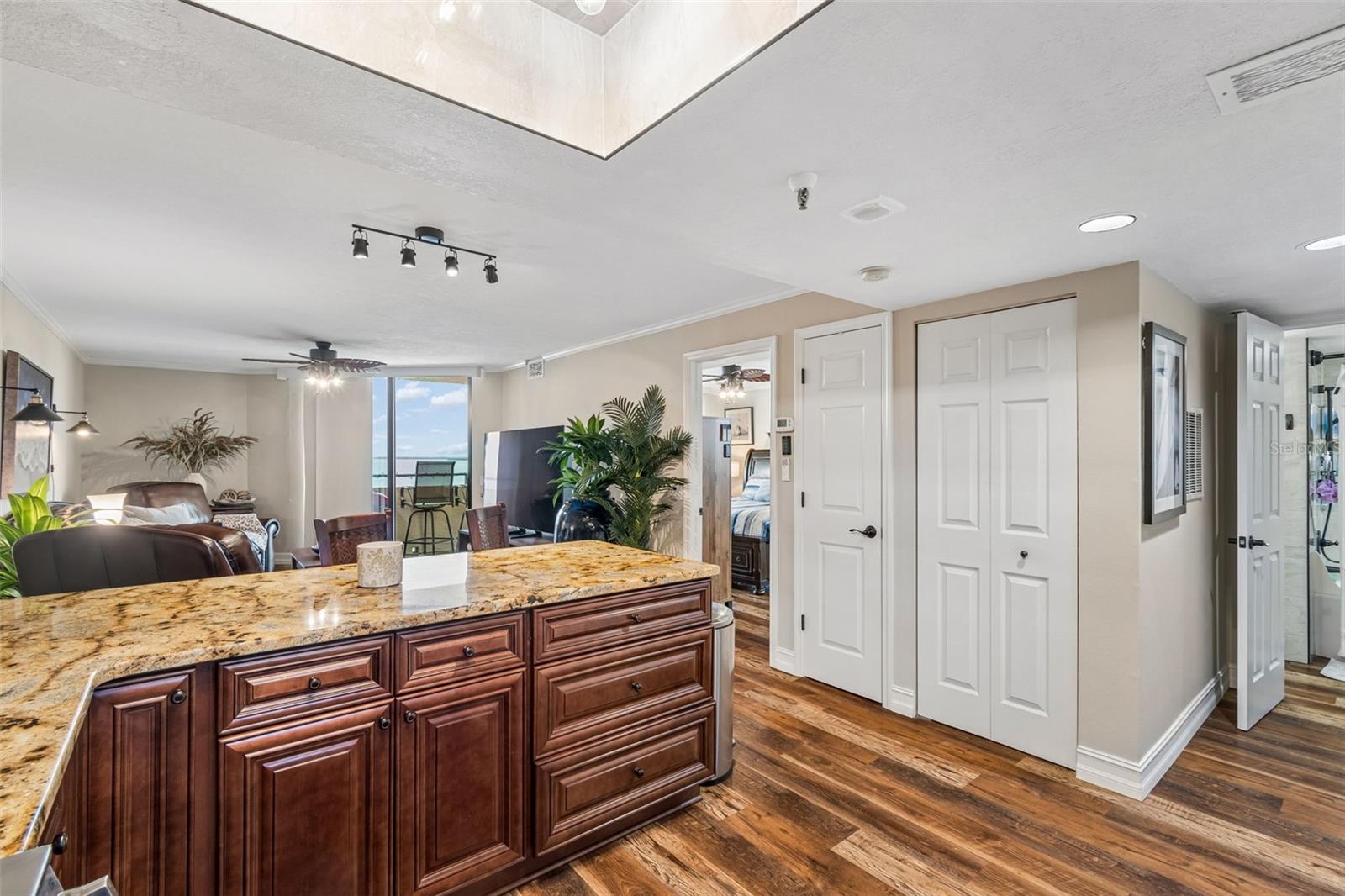 GULF ISLAND BEACH TENNIS - Residential
