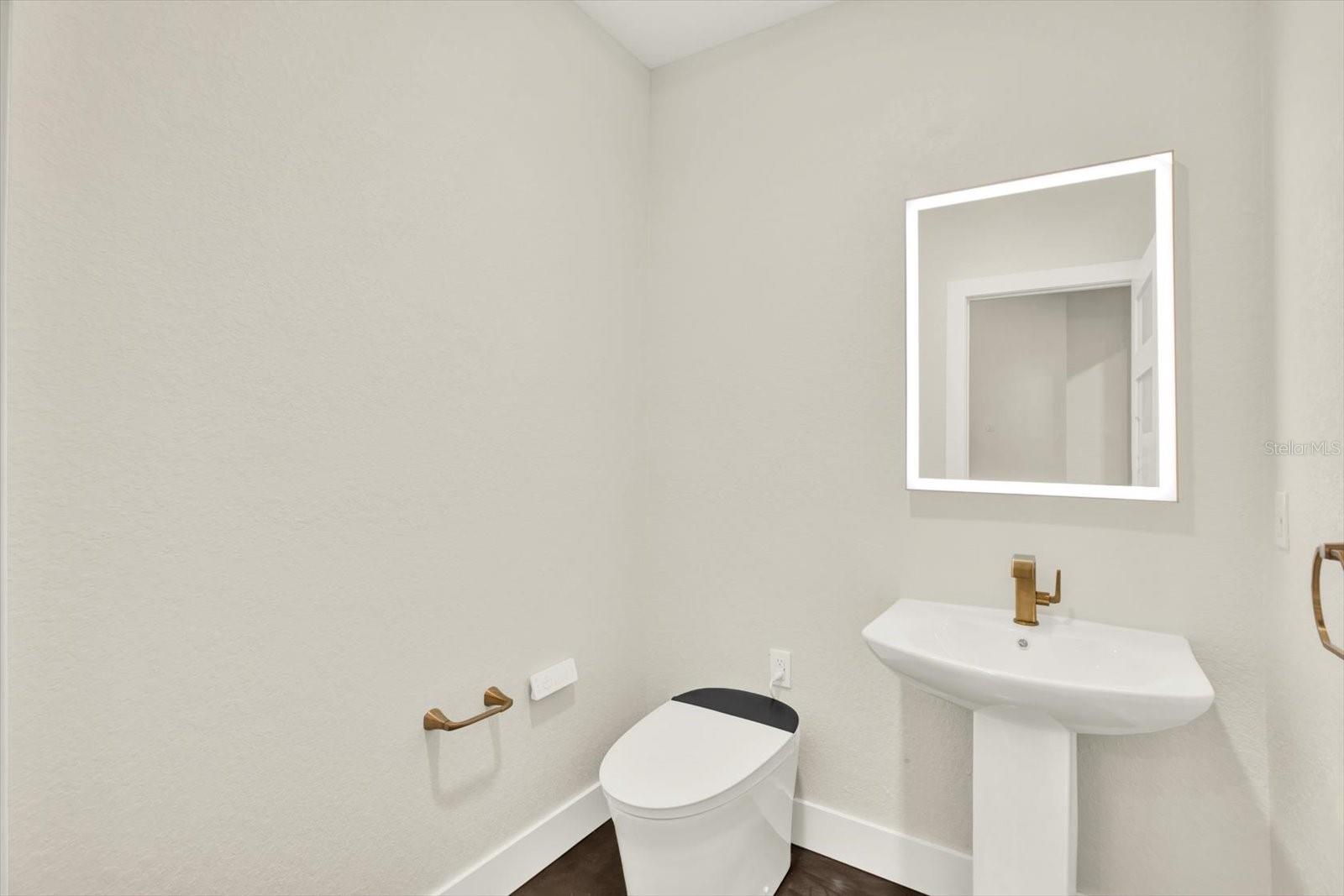 RIDGE MANOR ESTATE - Residential
