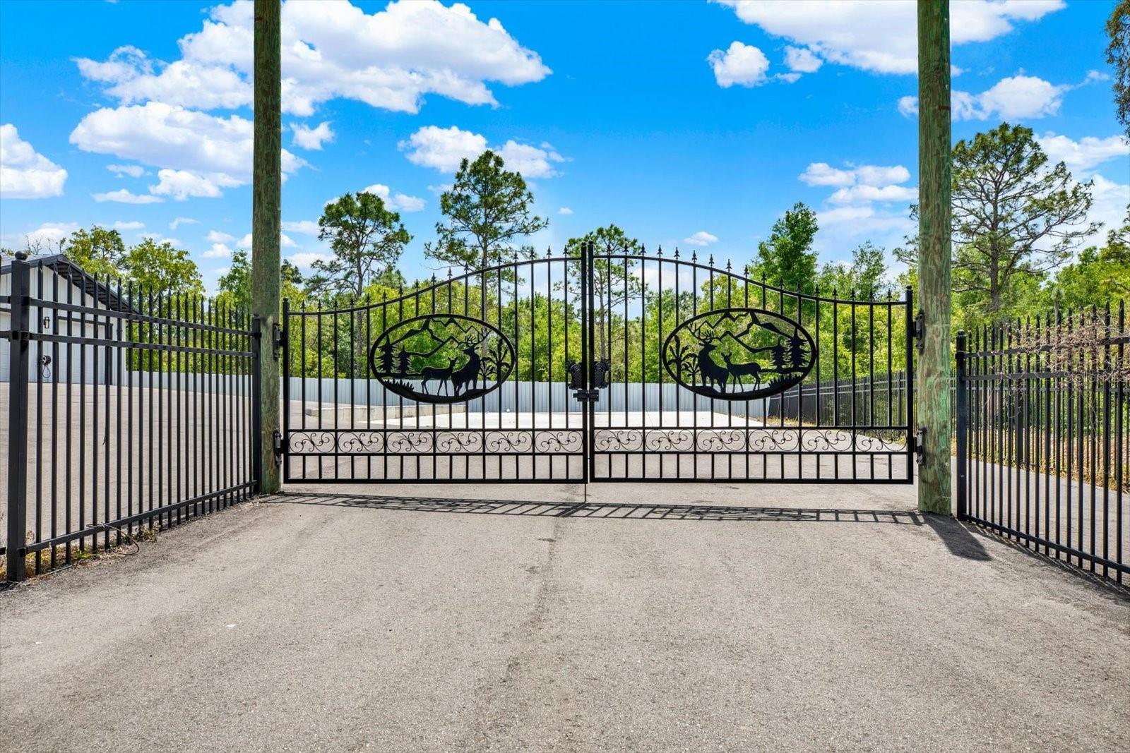 RIDGE MANOR ESTATE - Residential