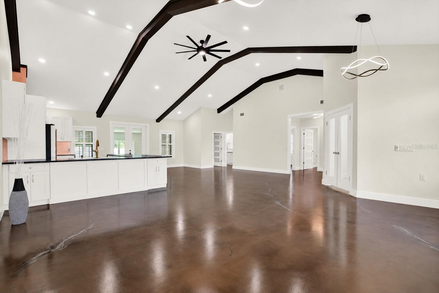 RIDGE MANOR ESTATE - Residential