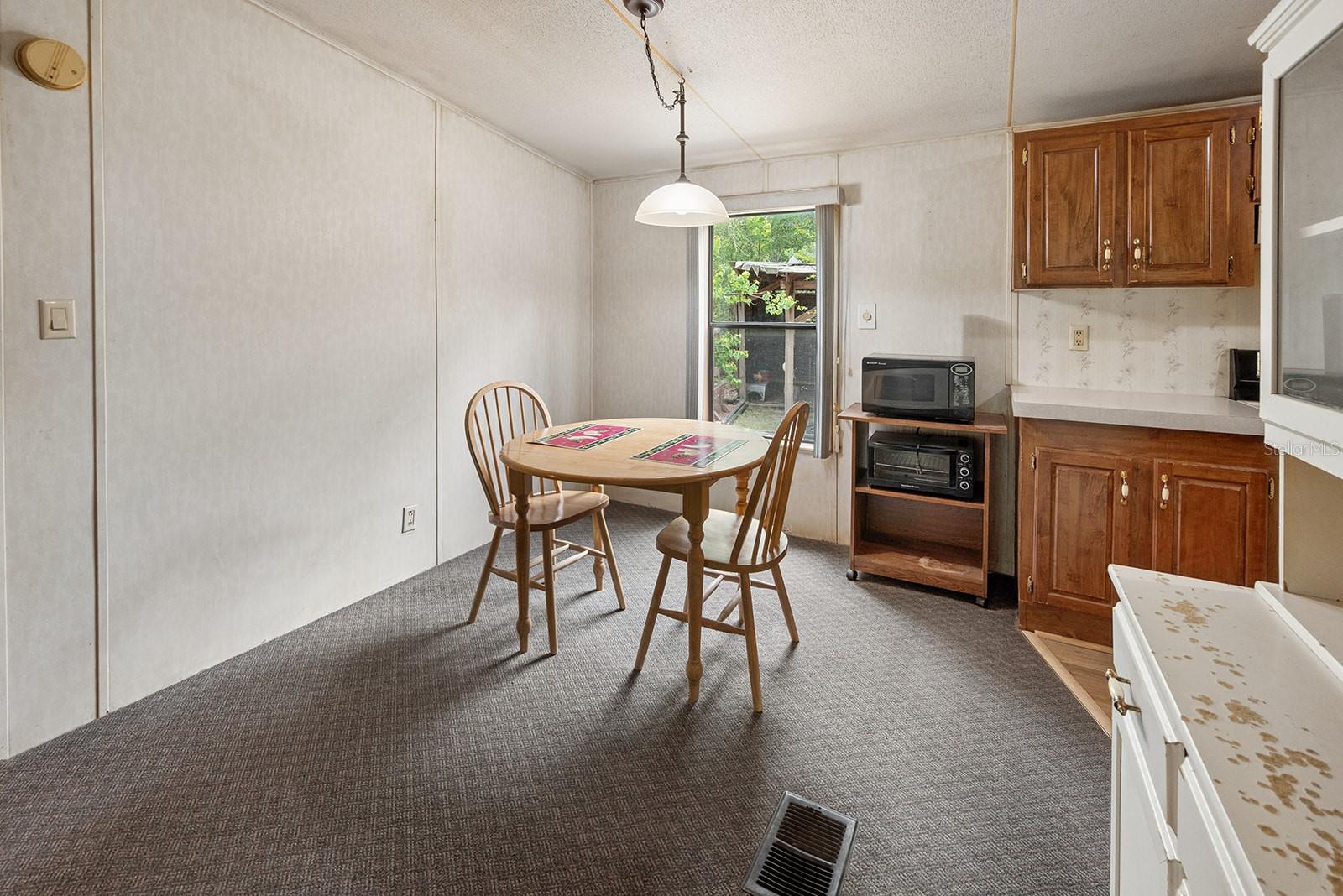 CAROLINES COUNTRY SUB - Residential