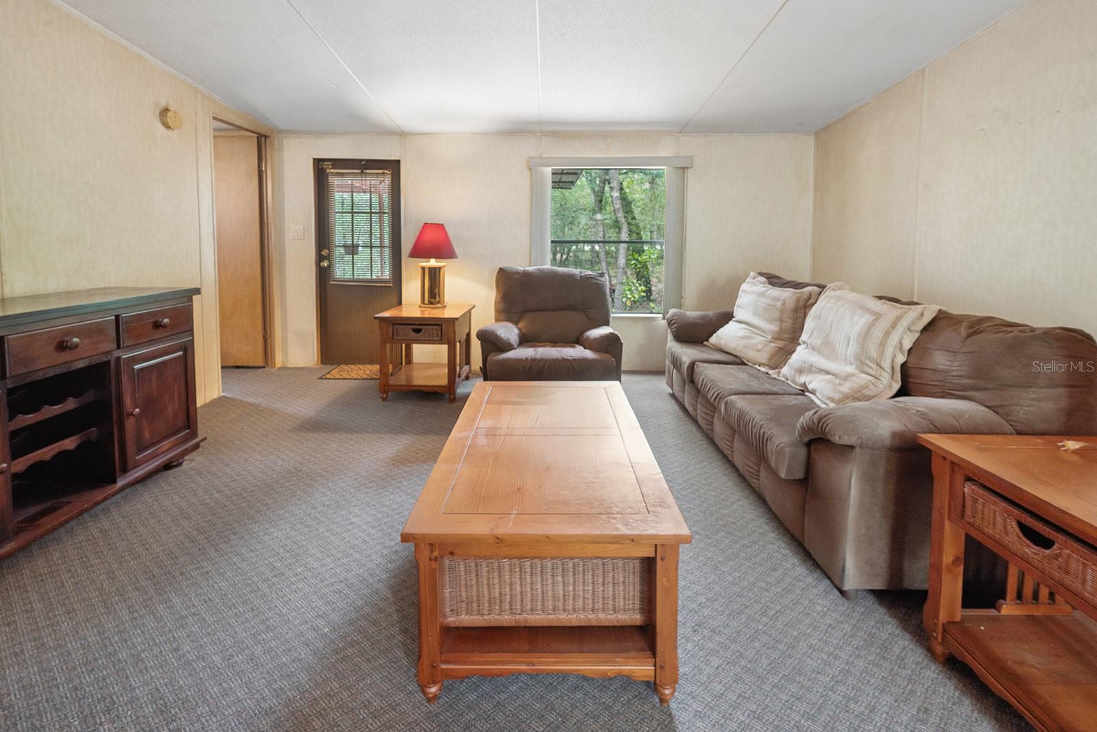 CAROLINES COUNTRY SUB - Residential