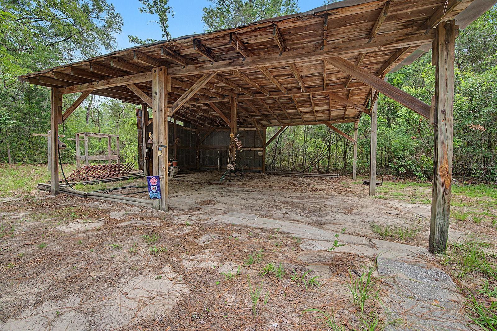 CAROLINES COUNTRY SUB - Residential