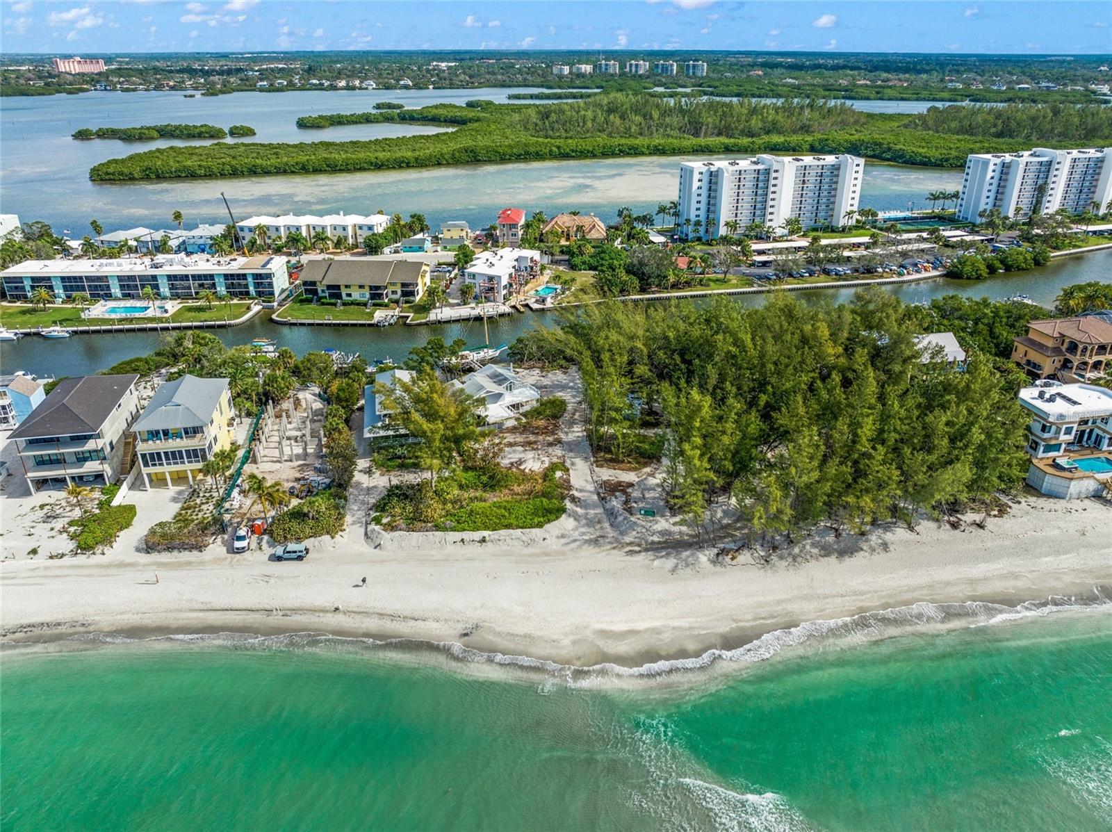 SIESTA KEY - Land