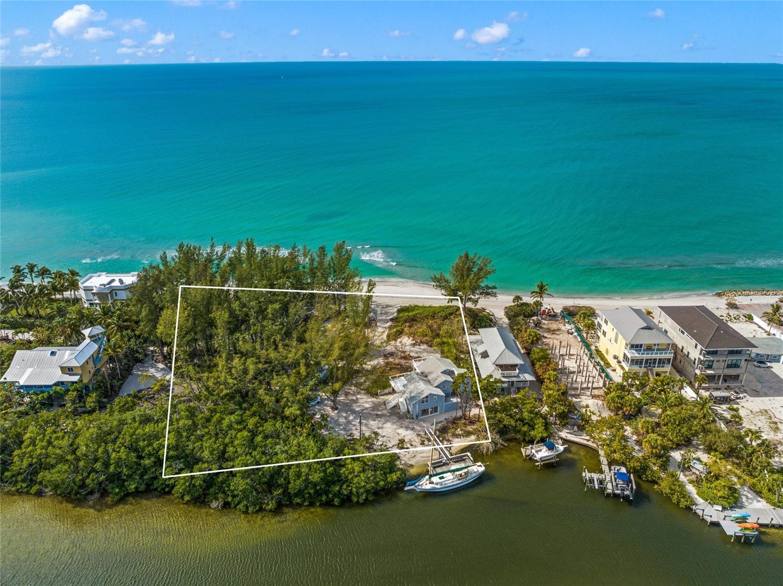 SIESTA KEY - Land
