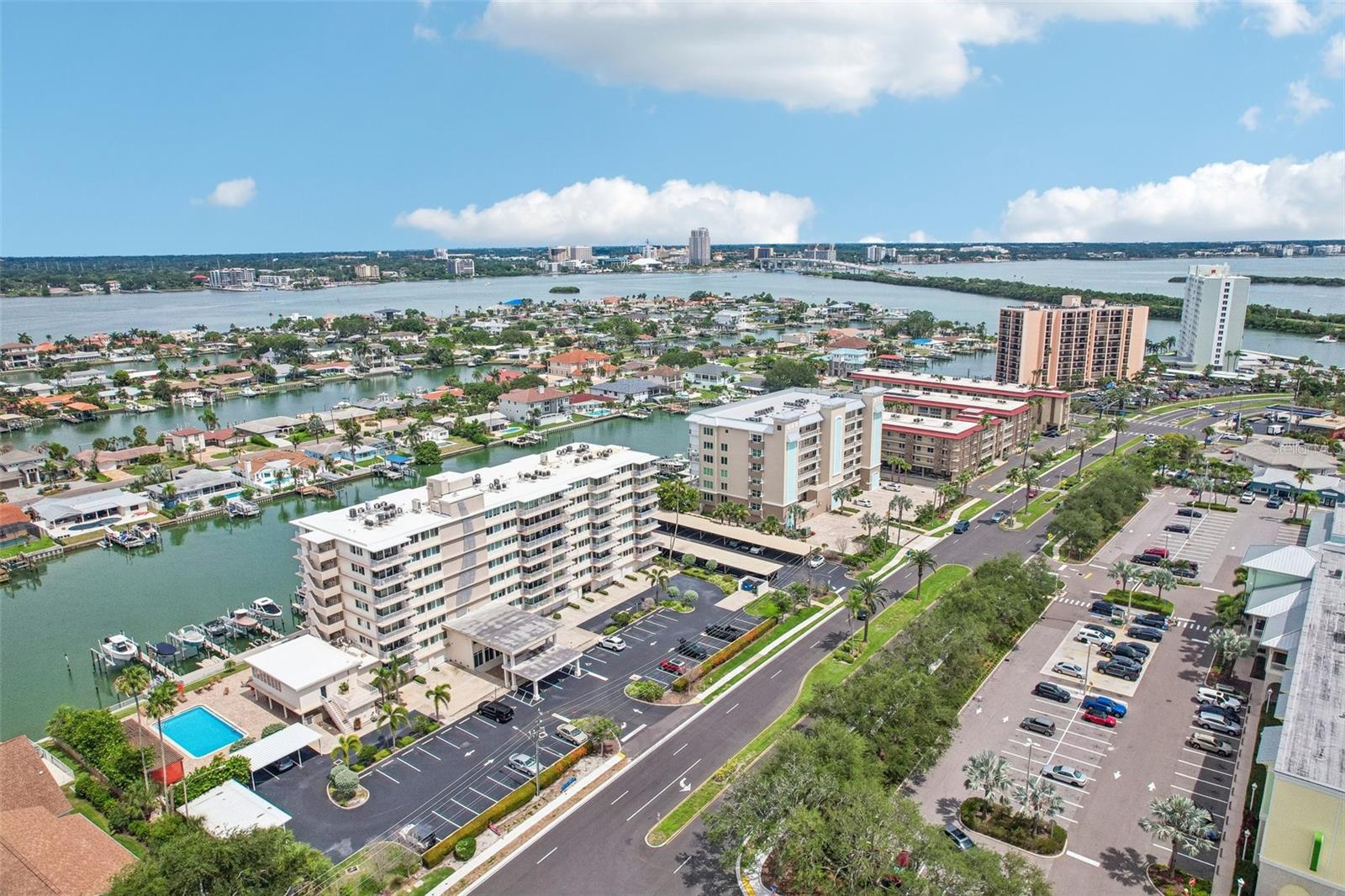 ISLAND WAY TOWERS CONDO - Residential