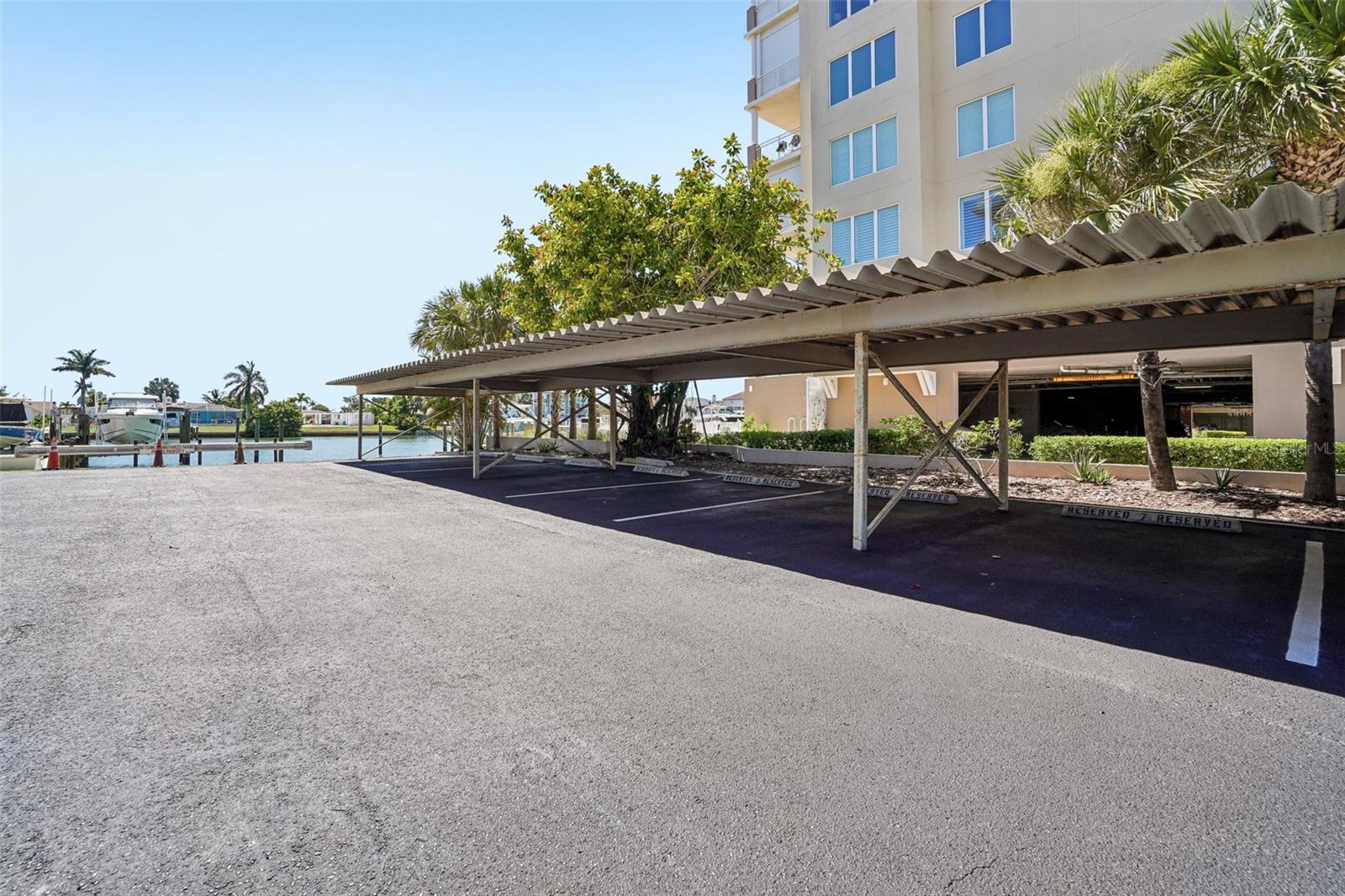 ISLAND WAY TOWERS CONDO - Residential