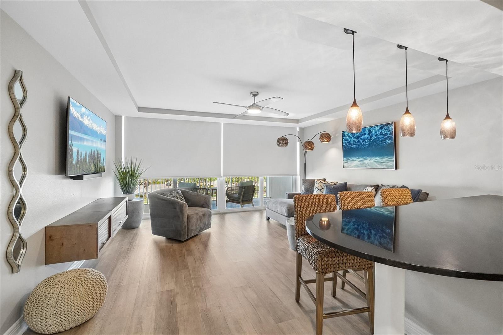 ISLAND WAY TOWERS CONDO - Residential