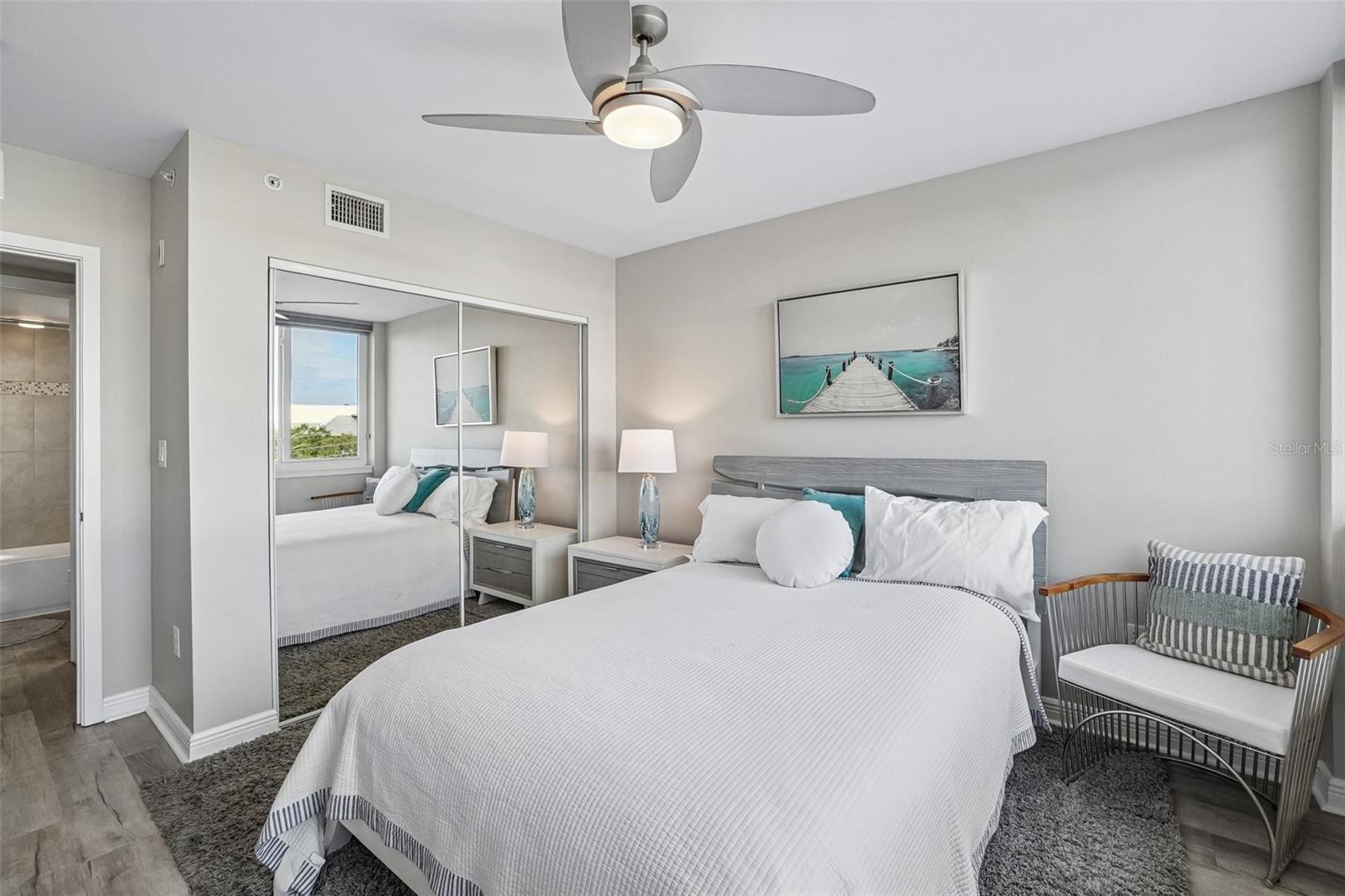 ISLAND WAY TOWERS CONDO - Residential