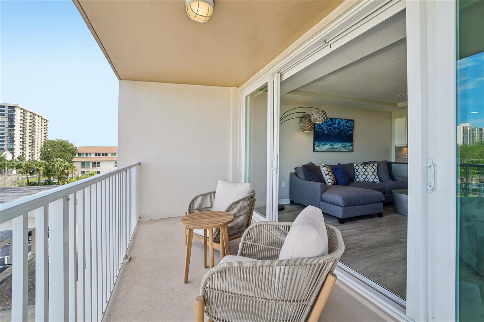ISLAND WAY TOWERS CONDO - Residential