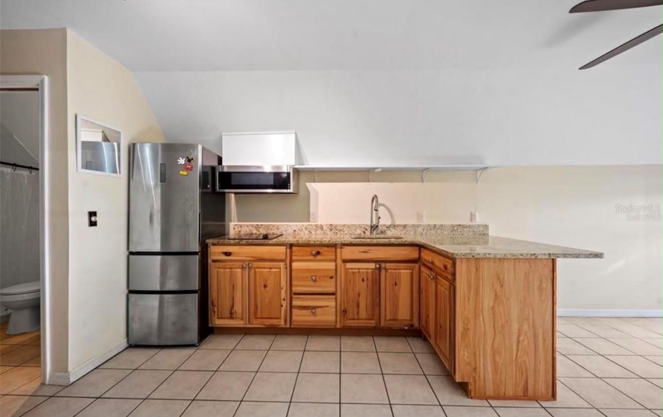 PINE OAKS - Residential