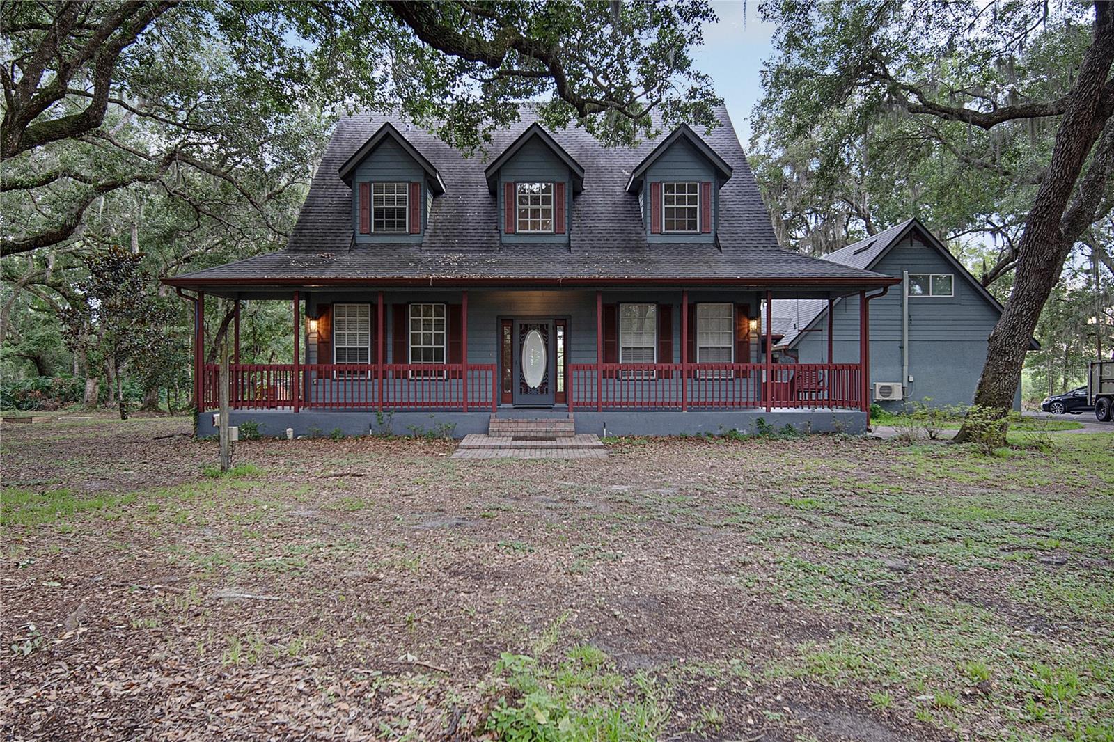 PINE OAKS - Residential