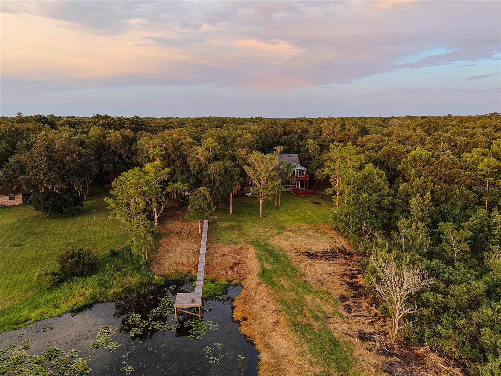 PINE OAKS - Residential