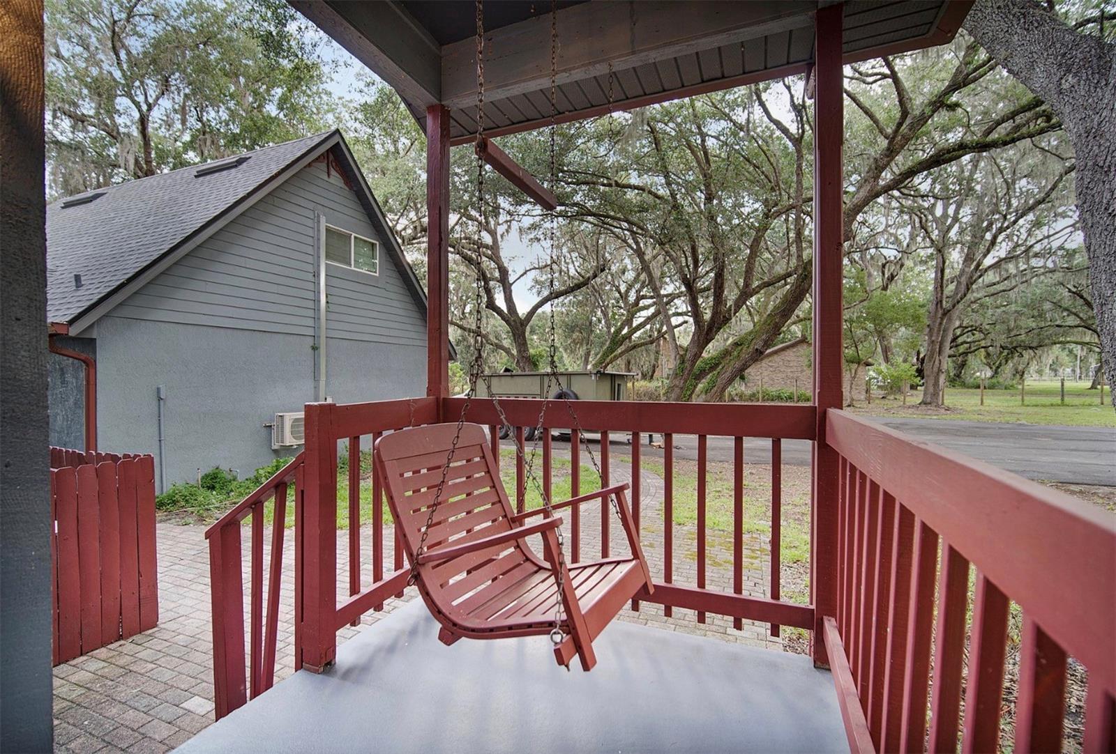 PINE OAKS - Residential