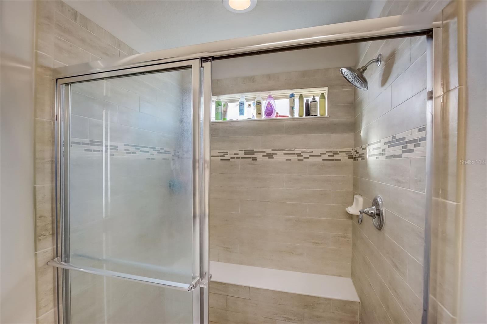 LAKEVIEW POINTE/HORIZON WEST P - Residential