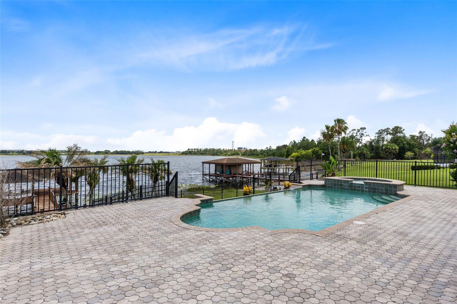 SAND LAKE COVE PH 01 - Residential