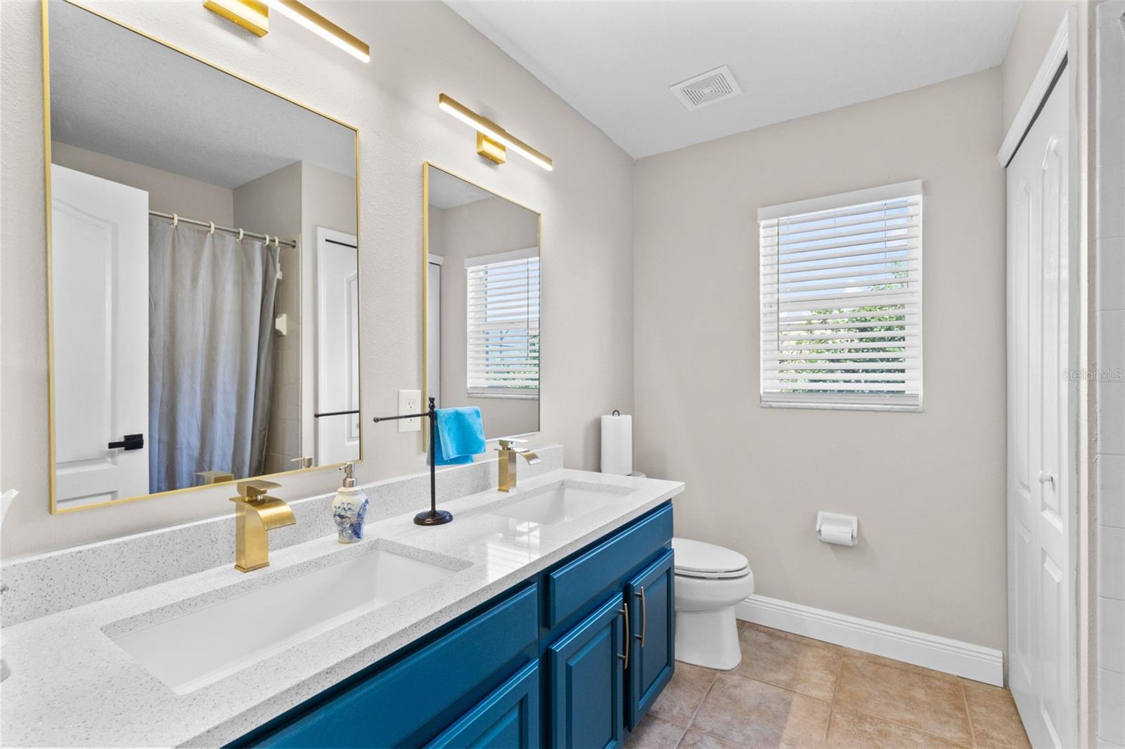 SAND LAKE COVE PH 01 - Residential