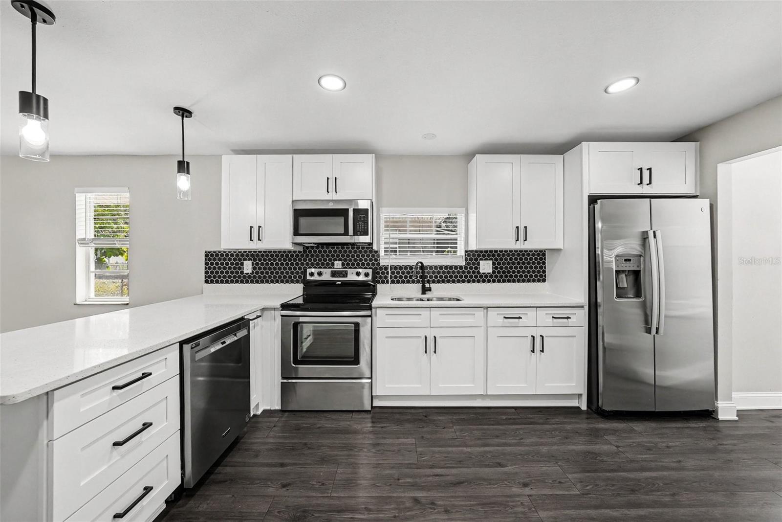 NEBRASKA HEIGHTS - Residential