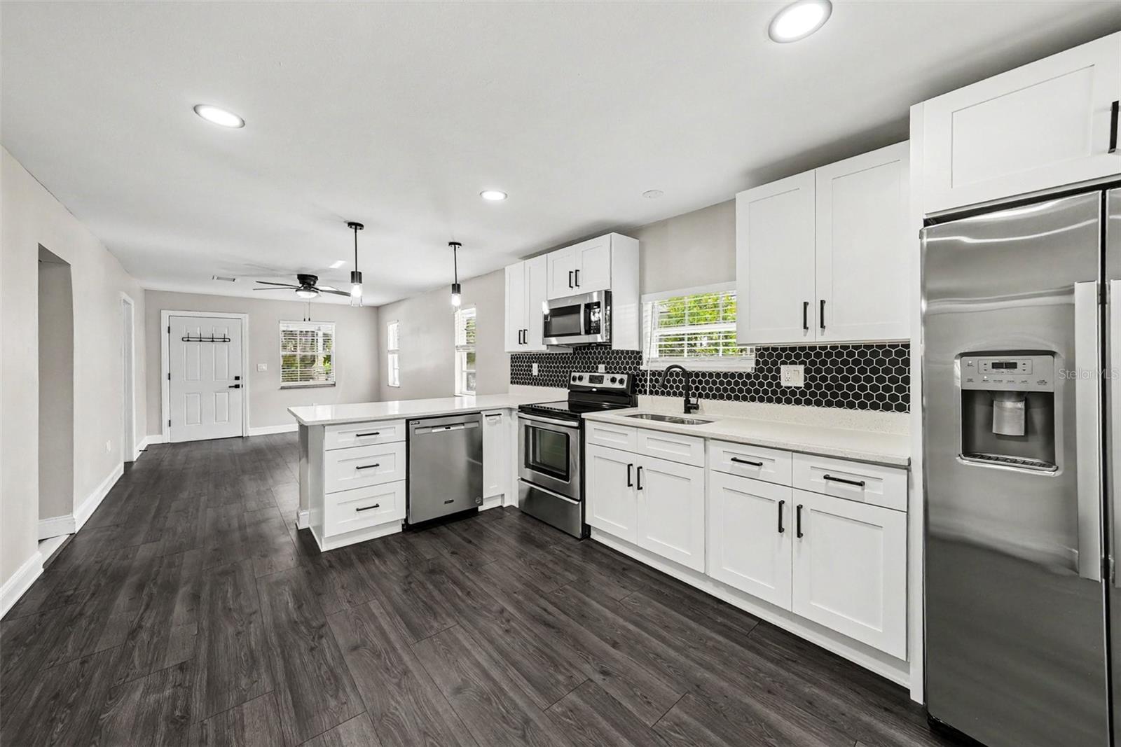 NEBRASKA HEIGHTS - Residential