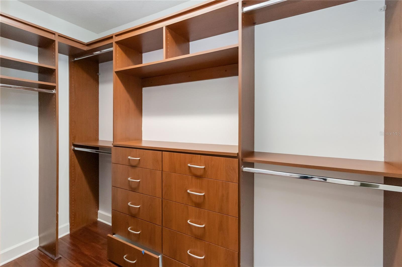 SANCTUARY DOWNTOWN CONDO - Residential