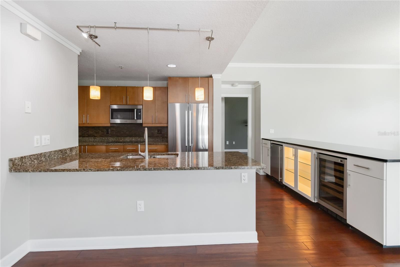 SANCTUARY DOWNTOWN CONDO - Residential