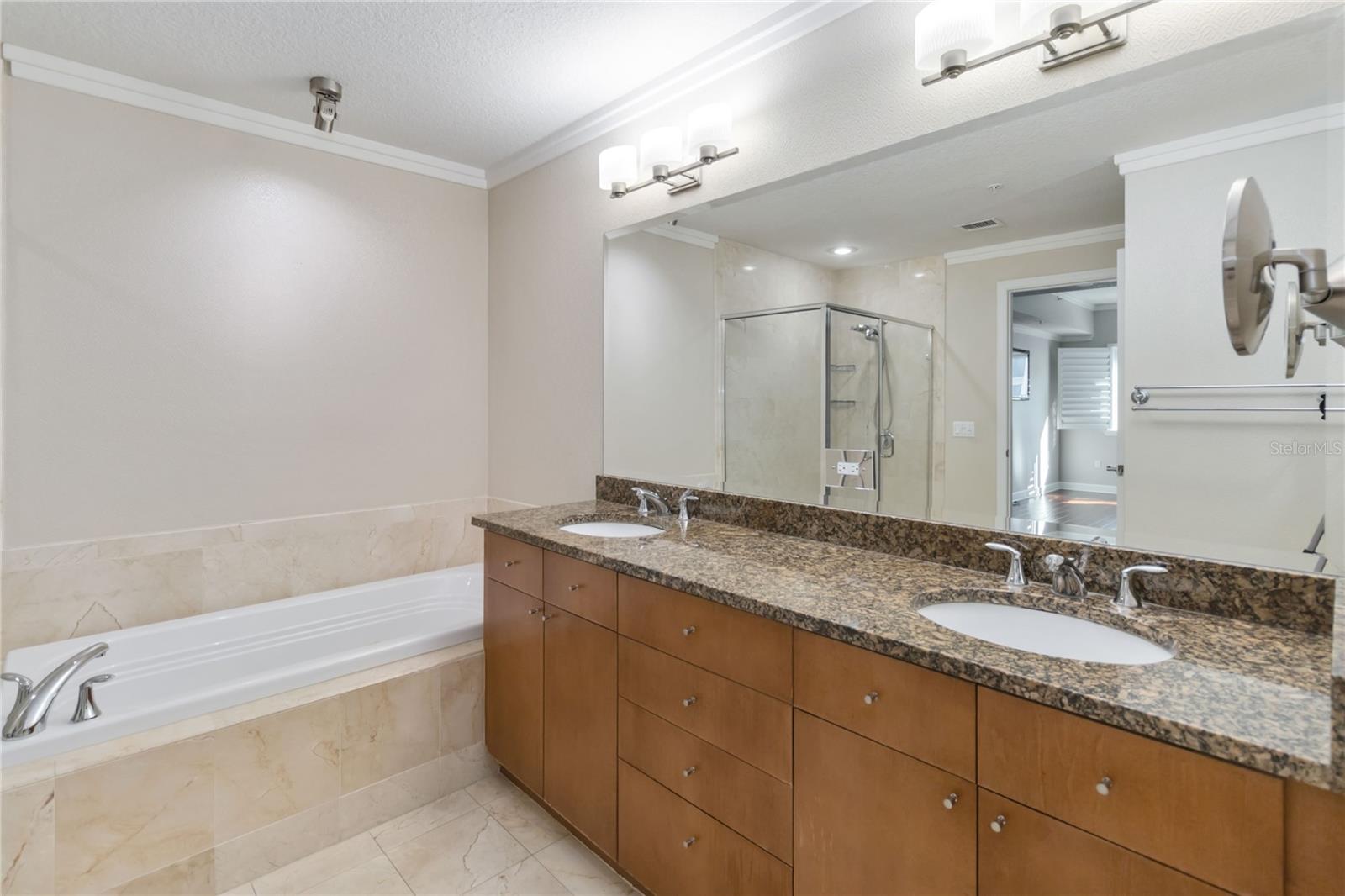 SANCTUARY DOWNTOWN CONDO - Residential