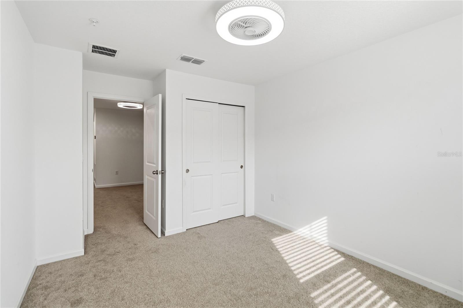 STARWOOD PH N-1C - Residential Lease