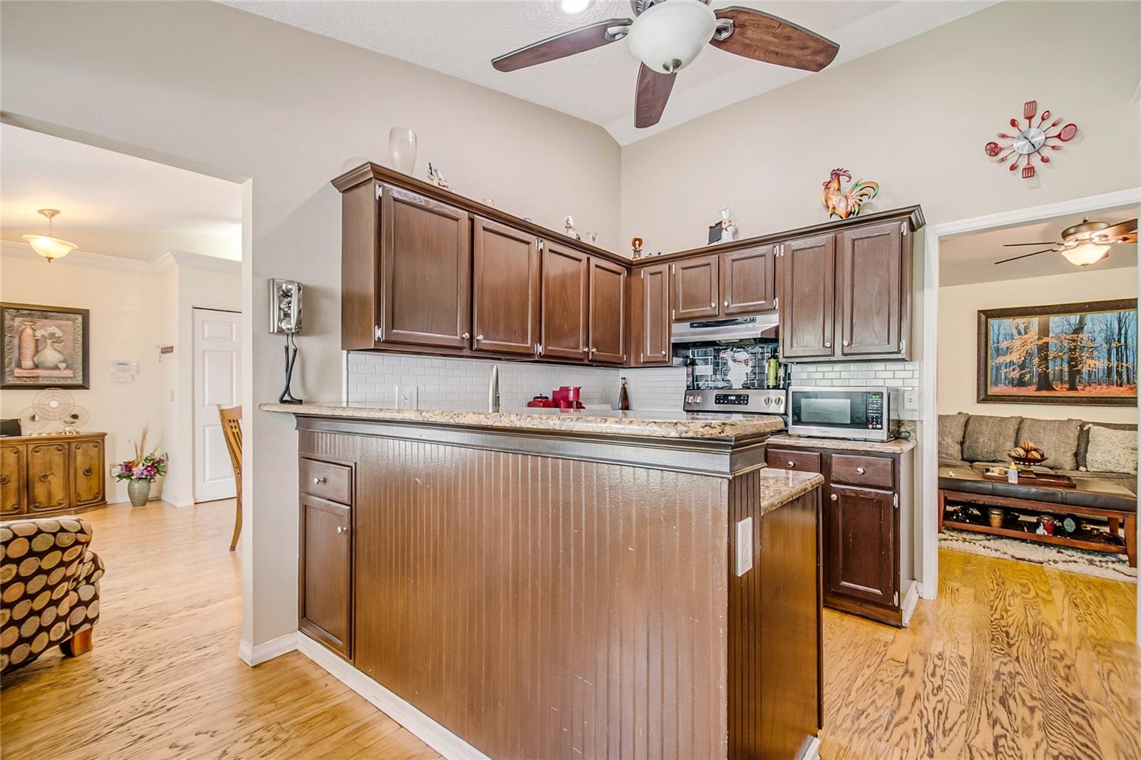 WINDWARD PLACE - Residential