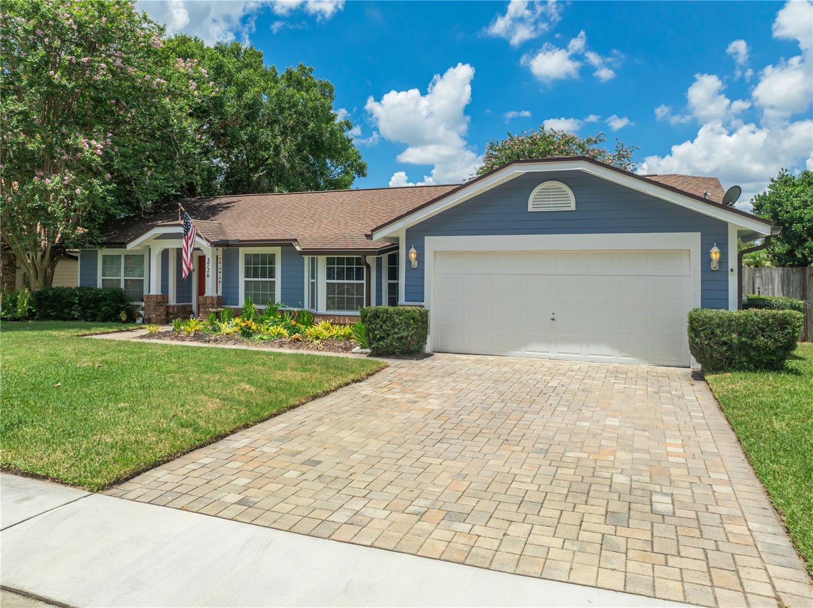 WINDWARD PLACE - Residential