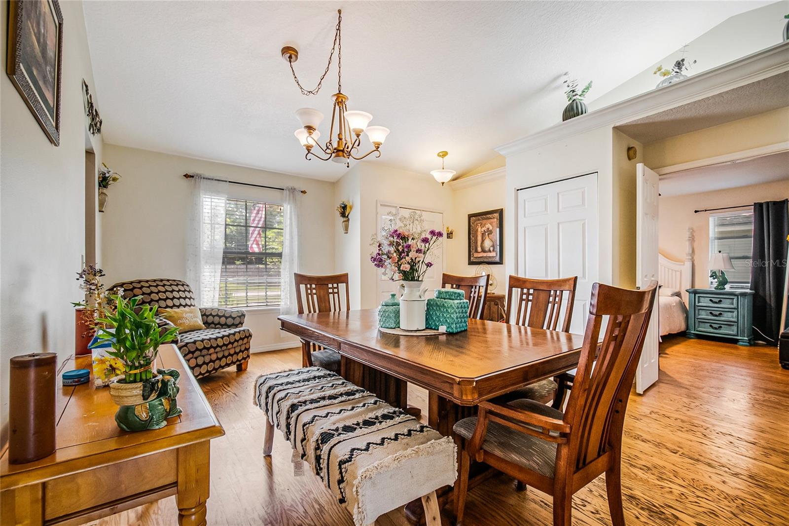 WINDWARD PLACE - Residential