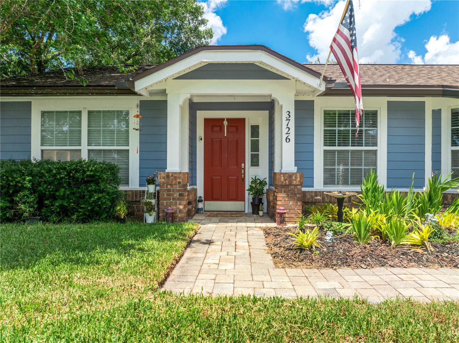 WINDWARD PLACE - Residential