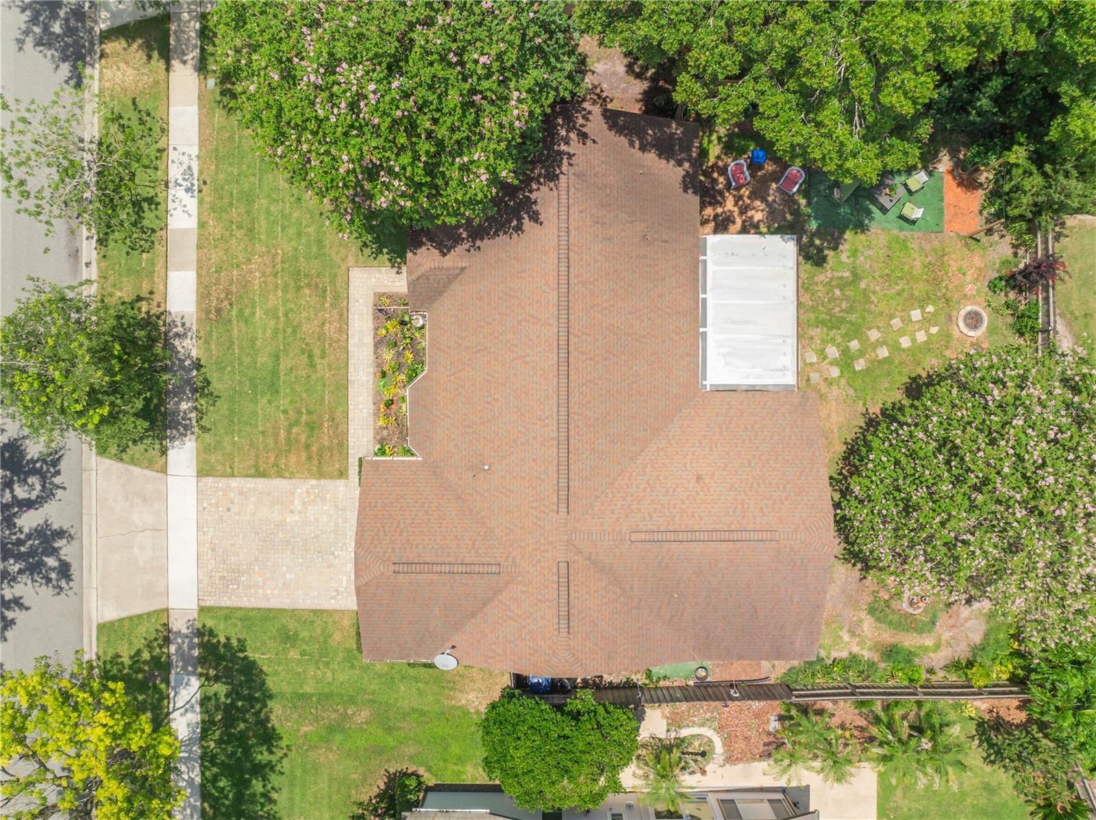 WINDWARD PLACE - Residential