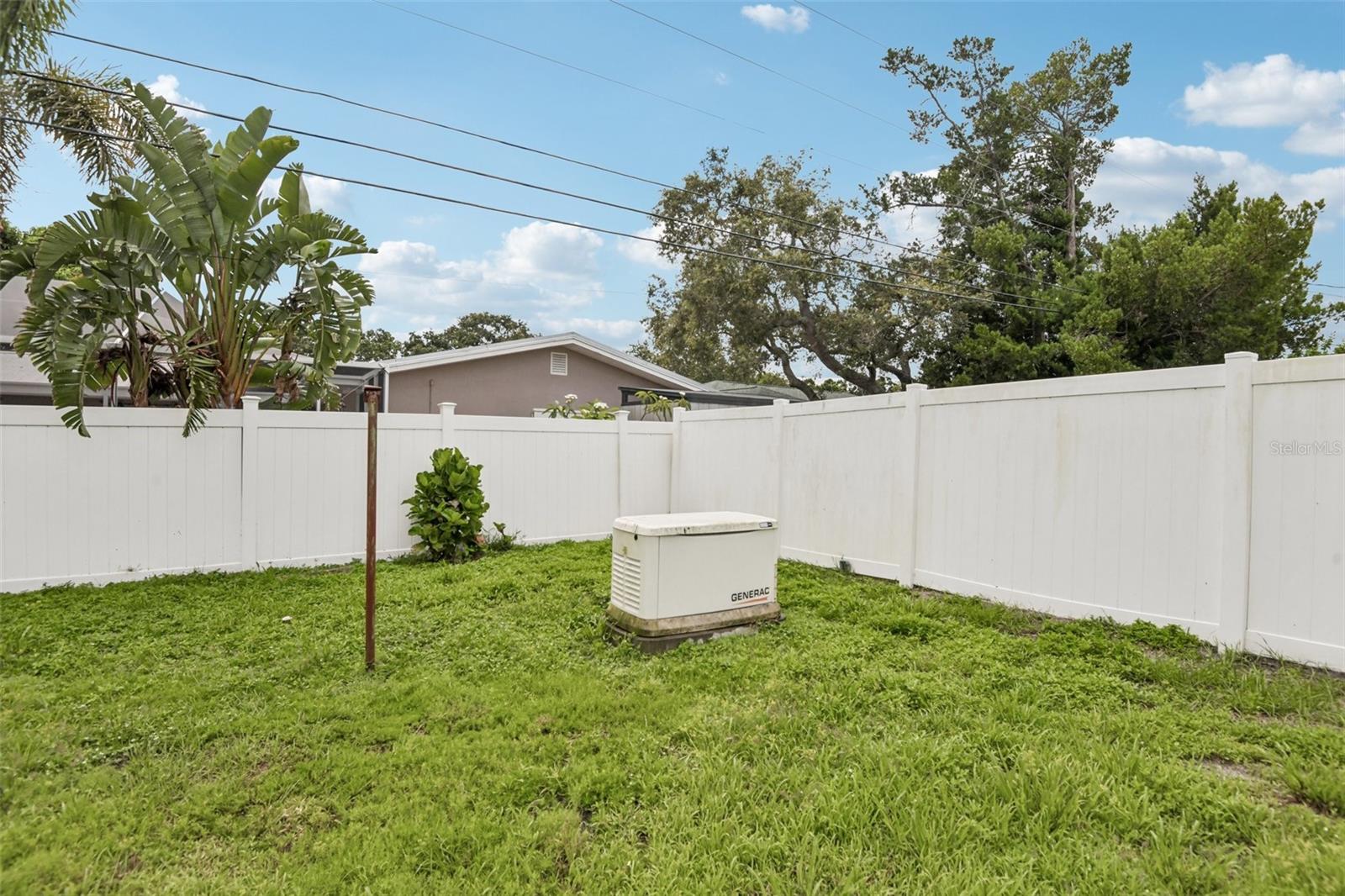 RICHMOND HILL - Residential