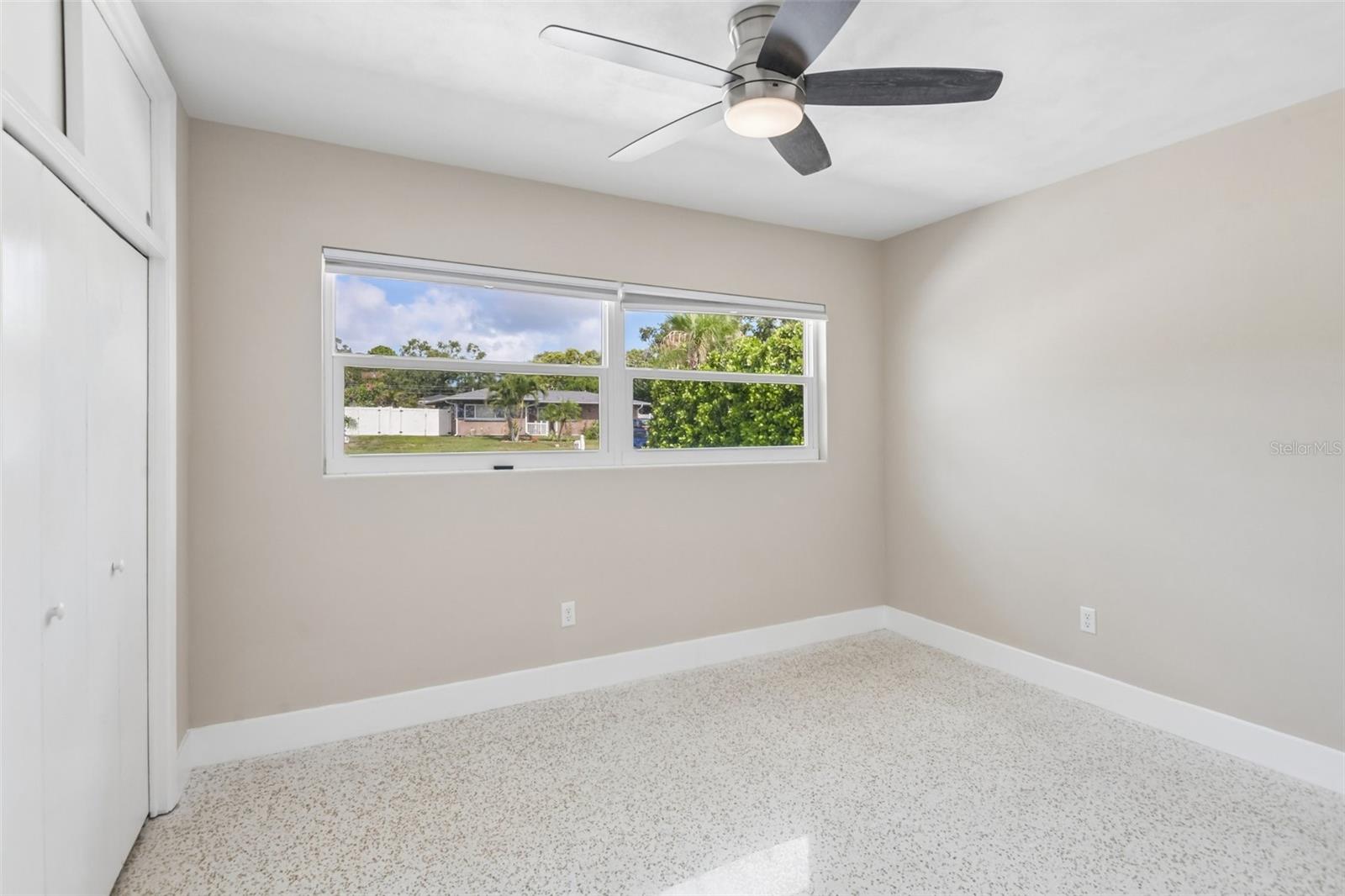 RICHMOND HILL - Residential