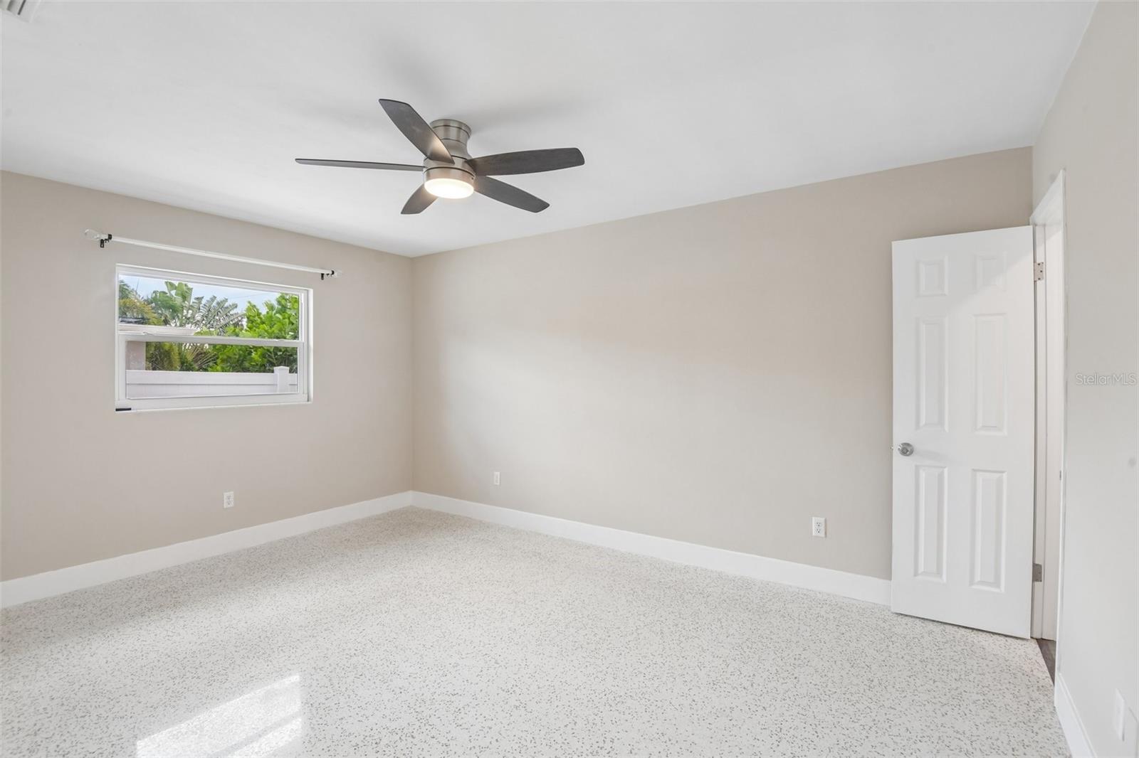 RICHMOND HILL - Residential