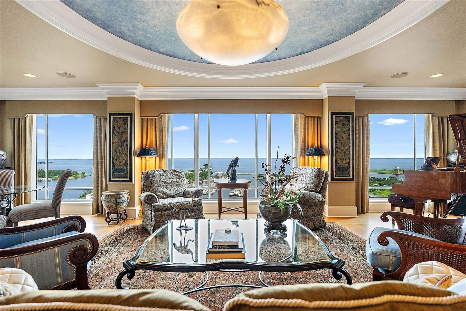 FLORENCIA CONDO - Residential