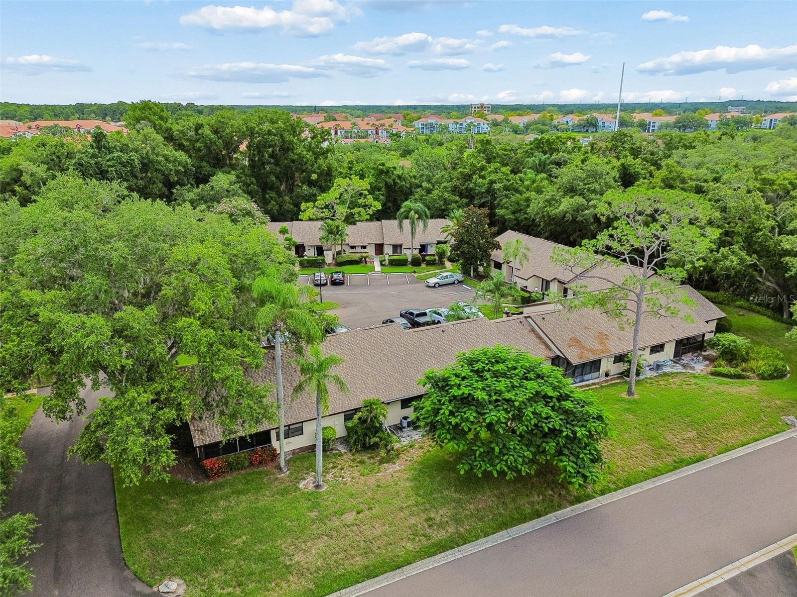 STRATHMORE GATE-EAST - Residential