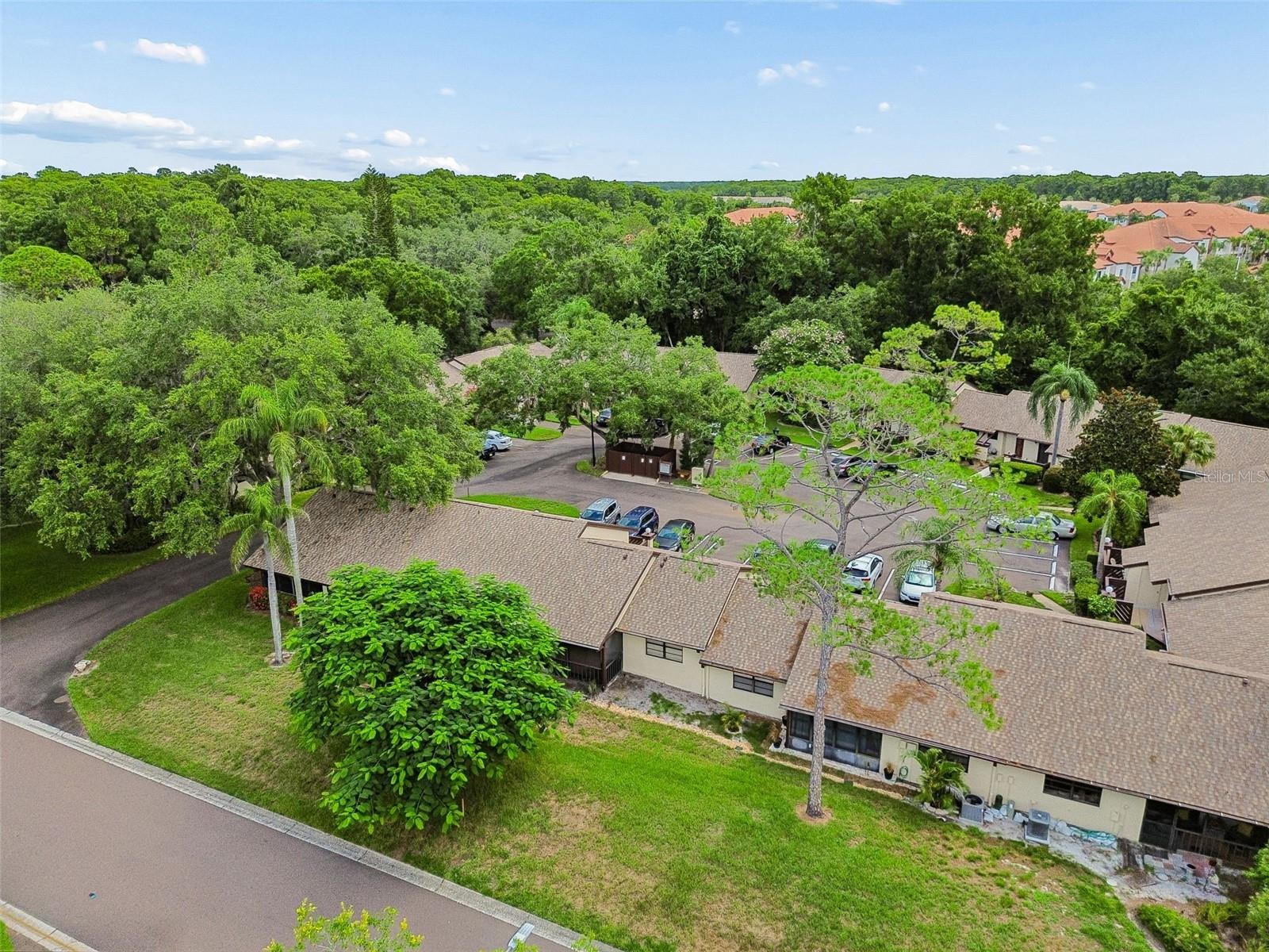 STRATHMORE GATE-EAST - Residential