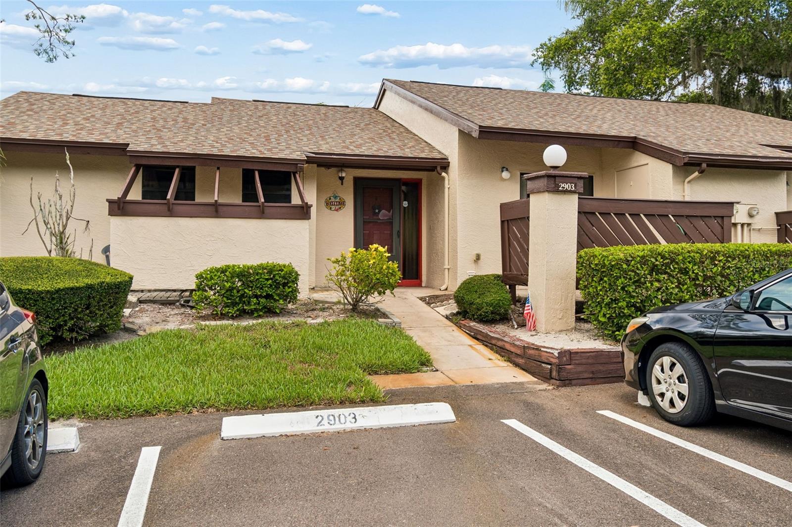 STRATHMORE GATE-EAST - Residential