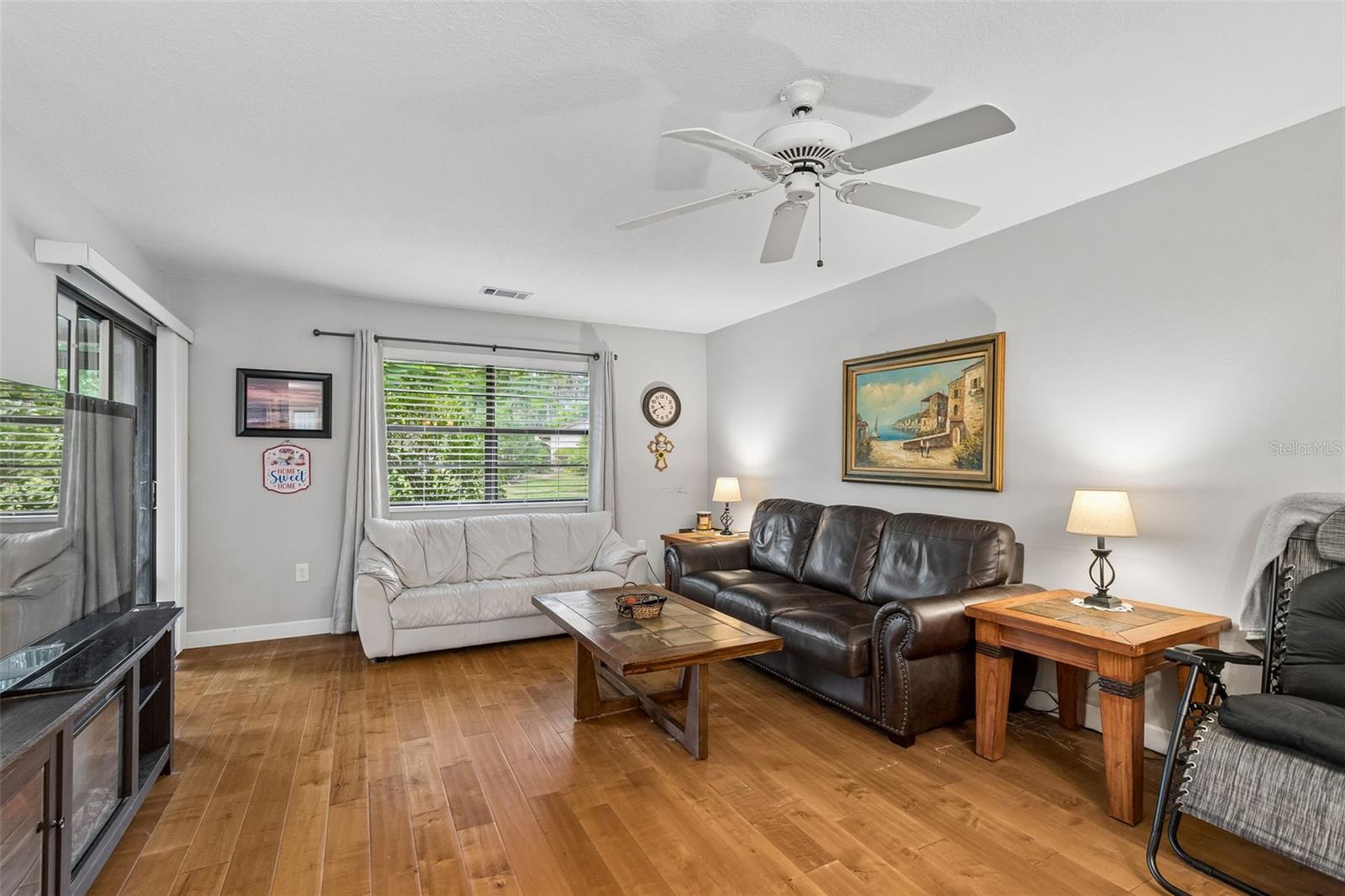 STRATHMORE GATE-EAST - Residential