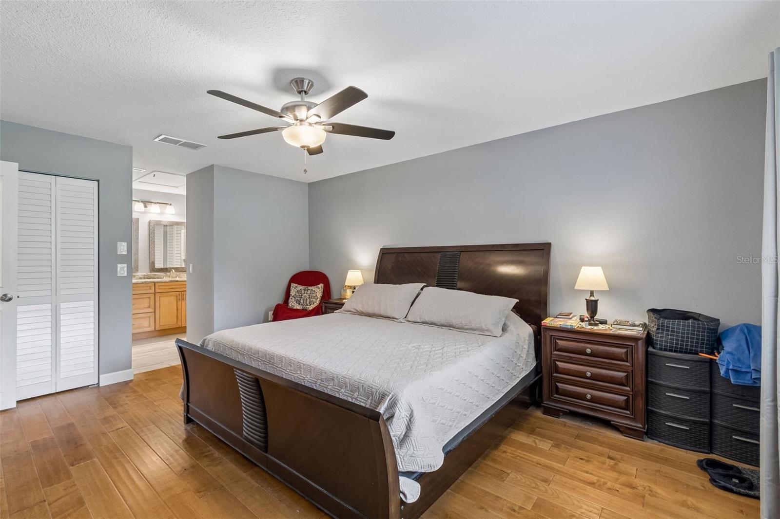 STRATHMORE GATE-EAST - Residential