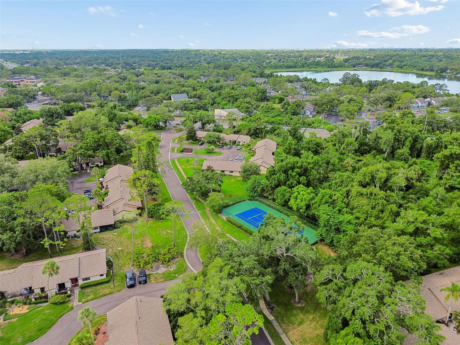 STRATHMORE GATE-EAST - Residential