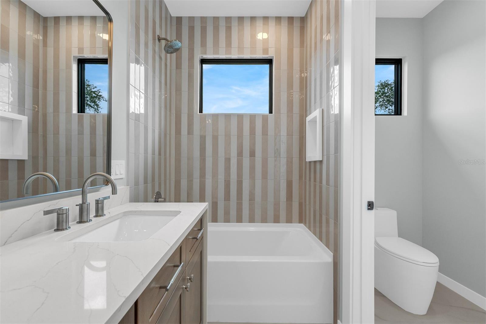 BONITA PARK - Residential