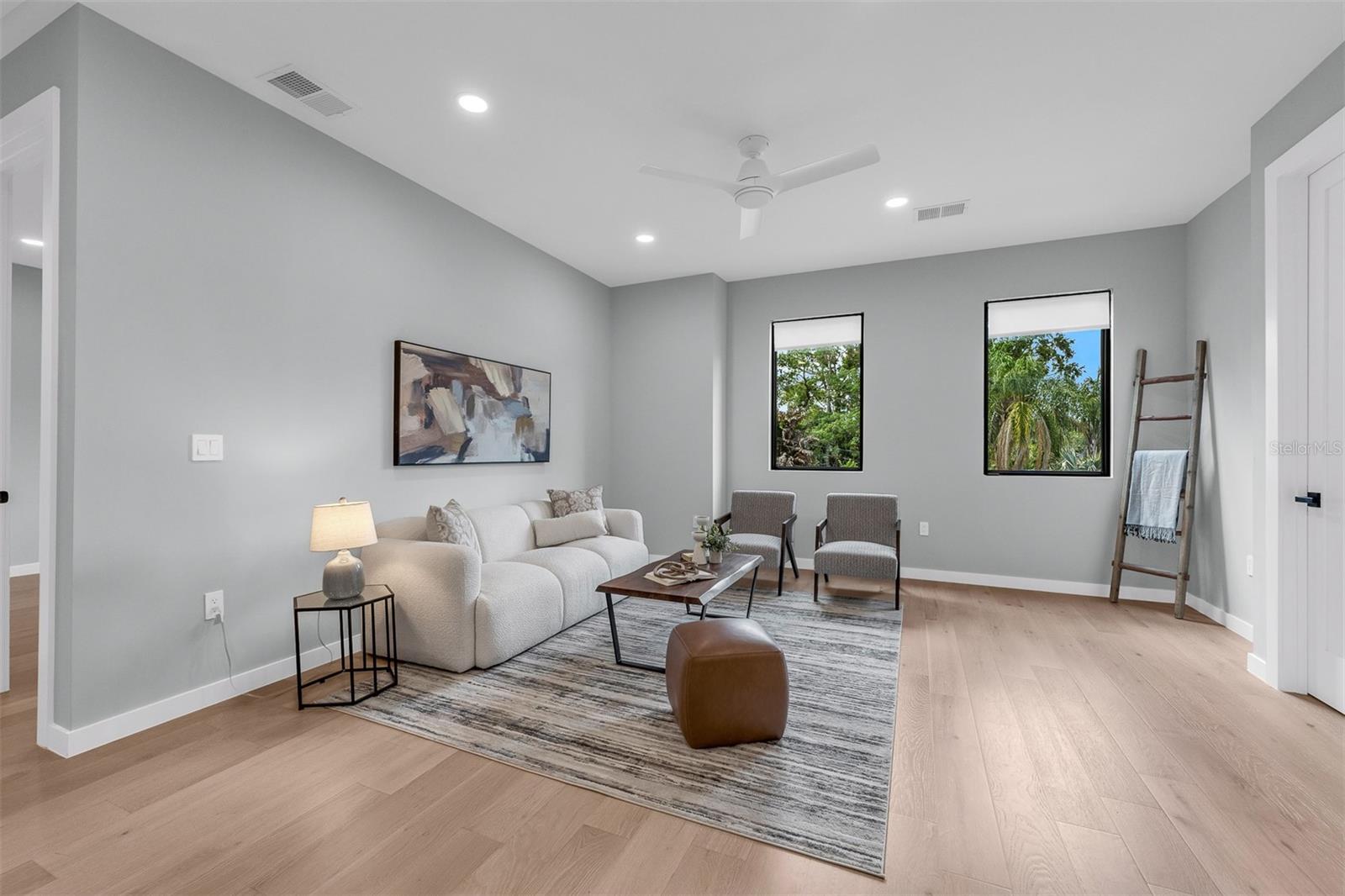 BONITA PARK - Residential